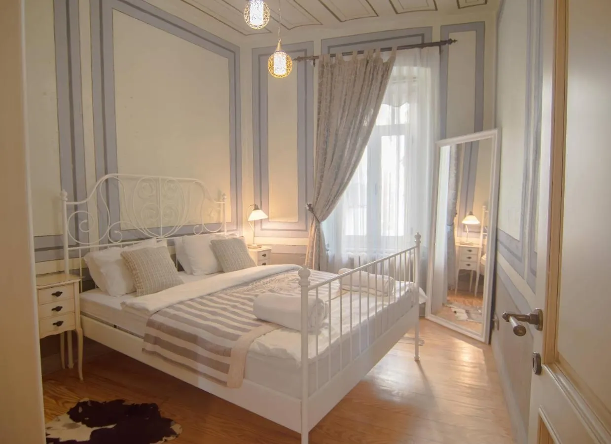 Stylish City Getaway-Explore The Urban Delights Istanbul Turkey